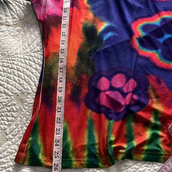 Animal Rescue Tee - Picture 7 of 7